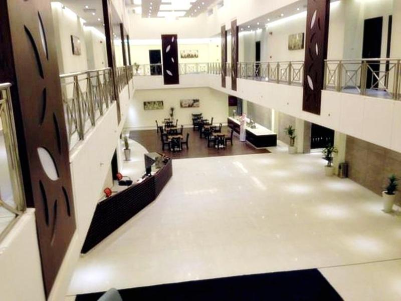 Grand Lily Hotel Suites Al-Hofuf Ngoại thất bức ảnh