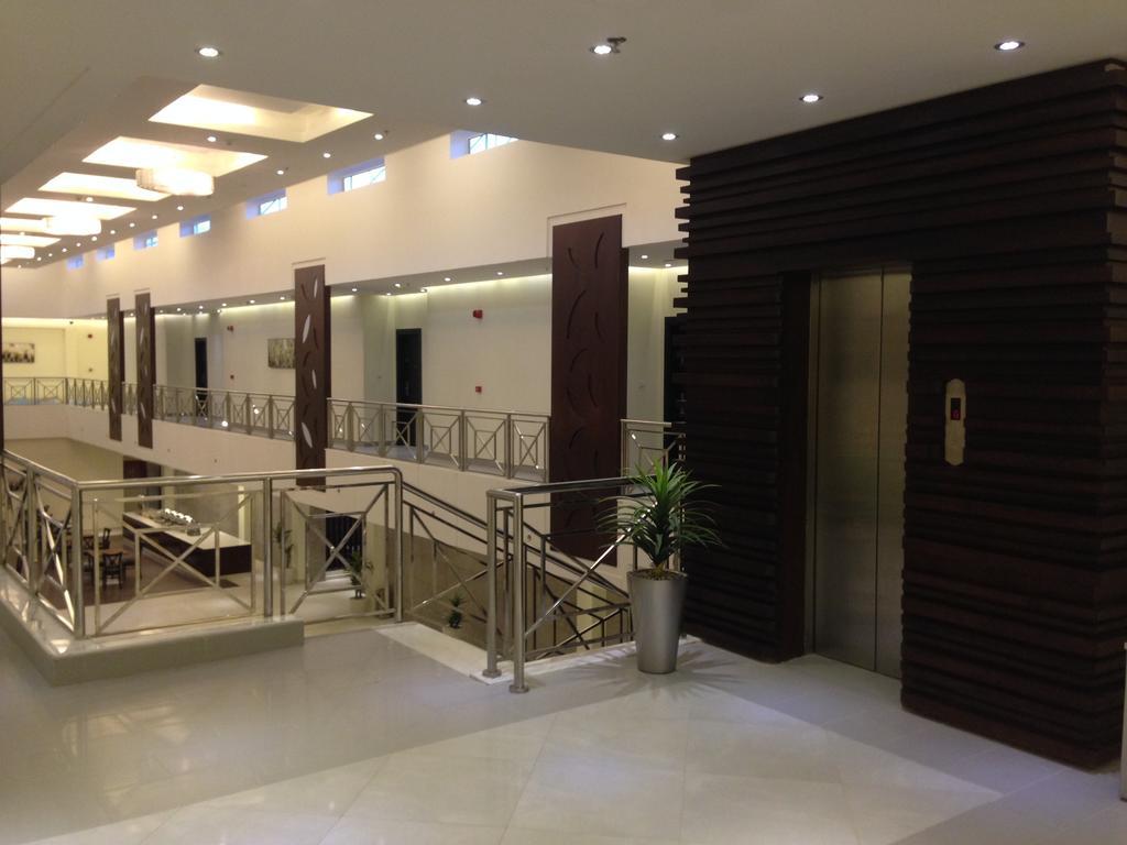 Grand Lily Hotel Suites Al-Hofuf Ngoại thất bức ảnh