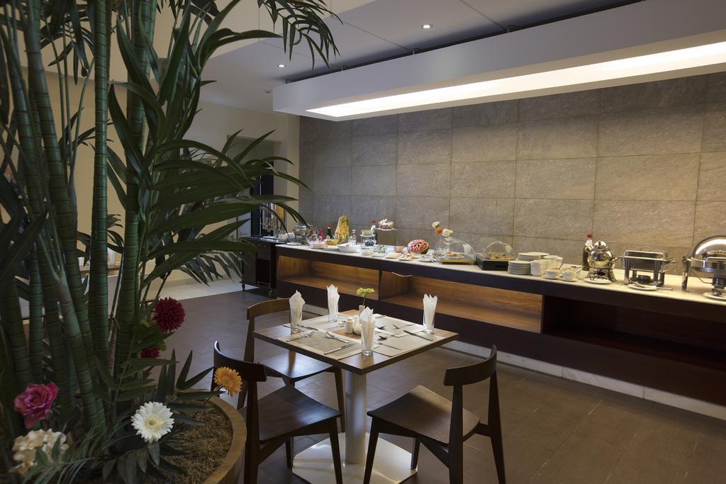 Grand Lily Hotel Suites Al-Hofuf Ngoại thất bức ảnh