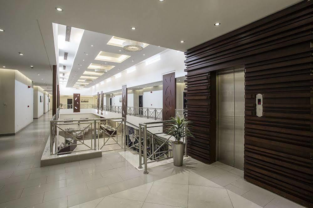 Grand Lily Hotel Suites Al-Hofuf Ngoại thất bức ảnh